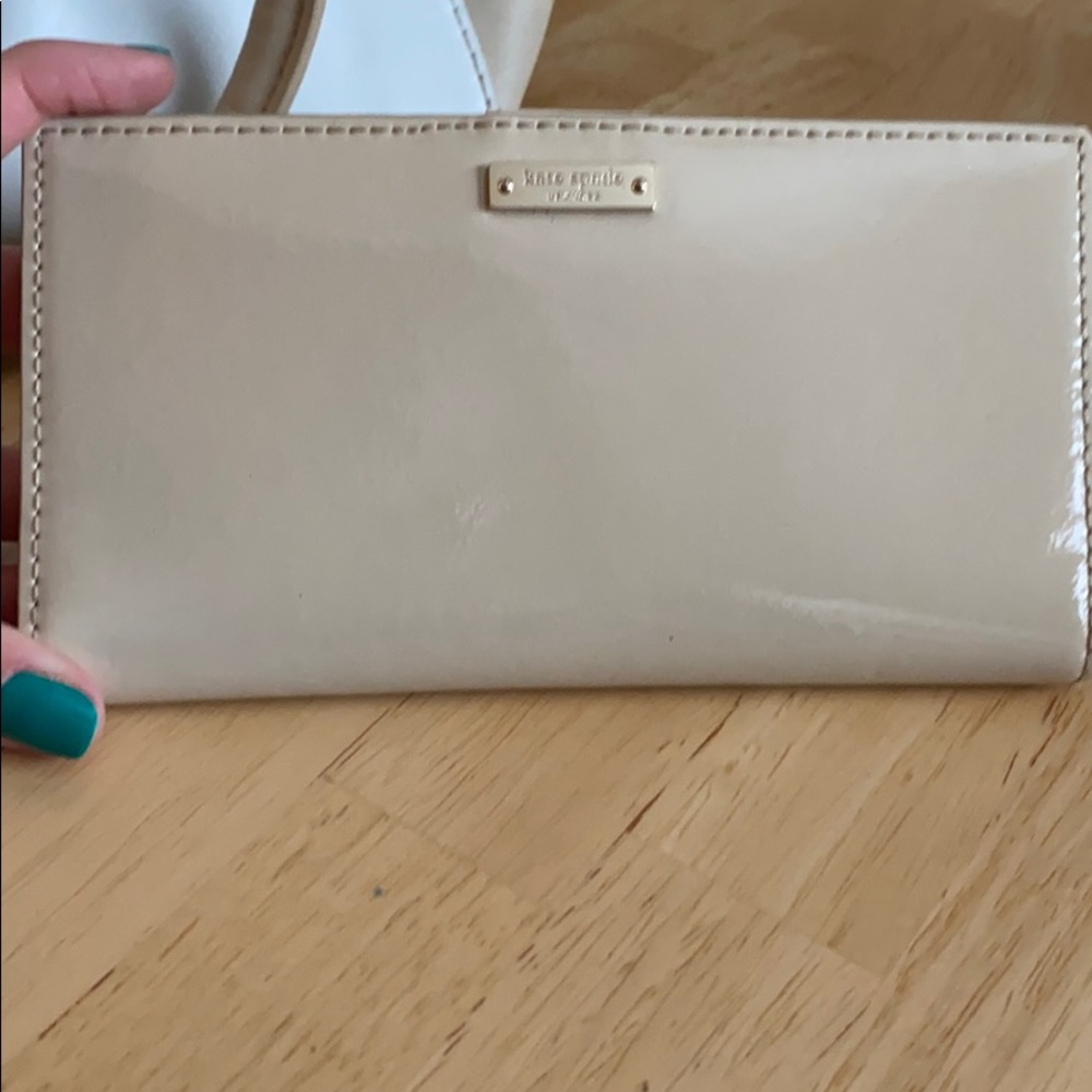Kate spade wallet